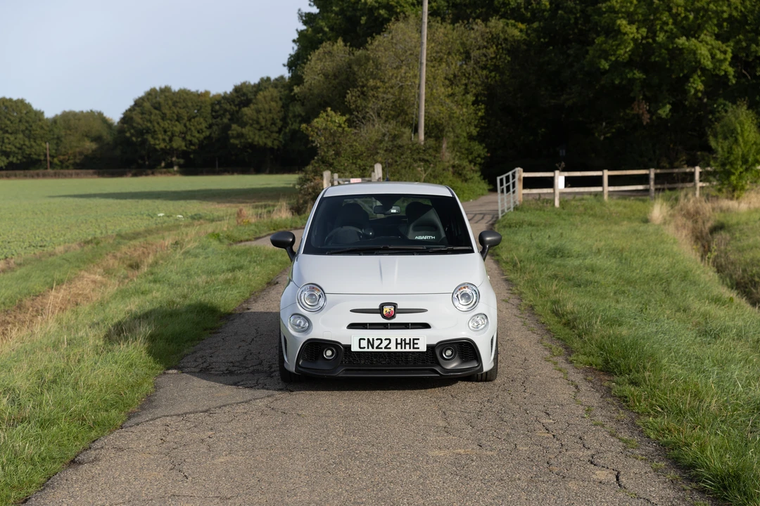 2022 Fiat Abarth 500 - Image 10 of 31