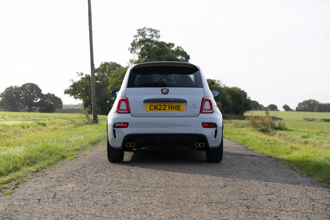 2022 Fiat Abarth 500 - Image 28 of 31