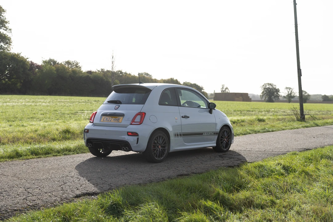 2022 Fiat Abarth 500 - Image 30 of 31