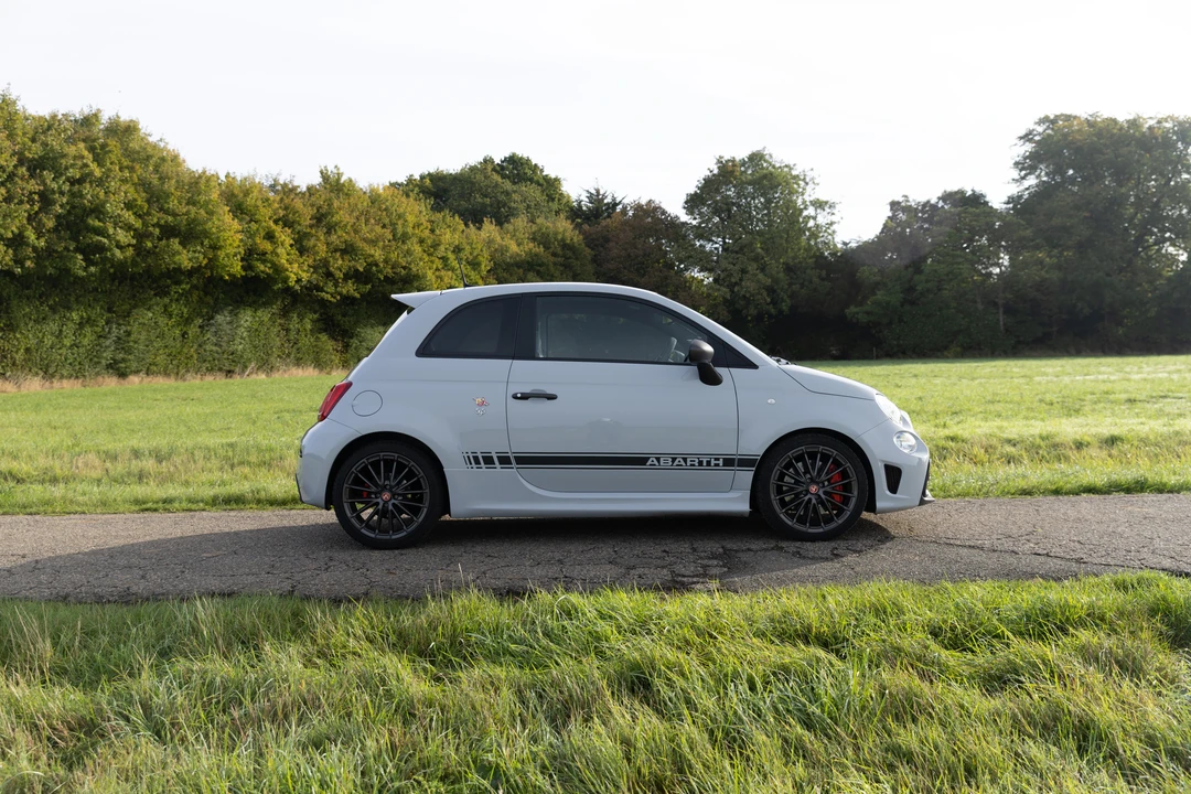 2022 Fiat Abarth 500 - Image 16 of 31