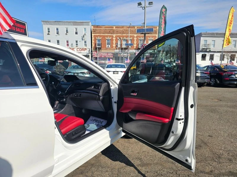 2022 Acura ILX - Image 11 of 12