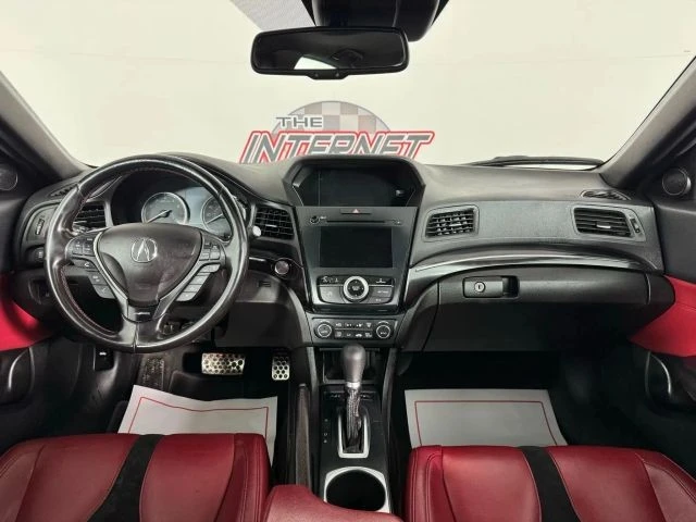 2022 Acura ILX - Image 11 of 12