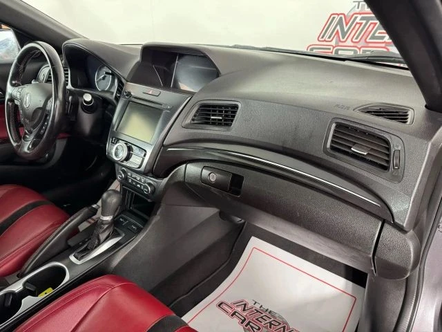 2022 Acura ILX - Image 12 of 21