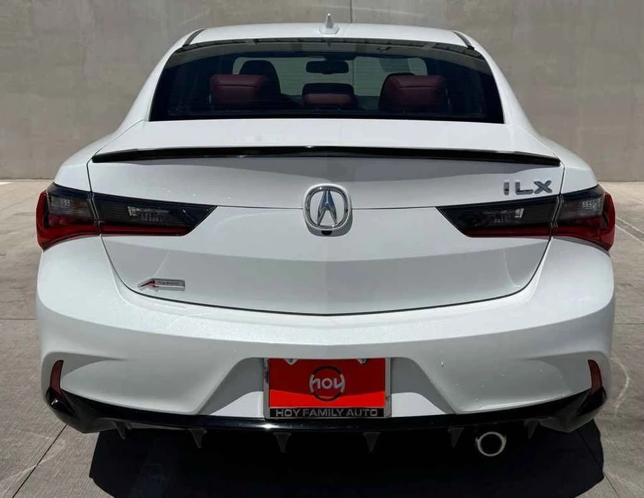 2022 Acura ILX - Image 4 of 14