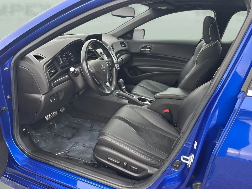 2022 Acura ILX - Image 9 of 12
