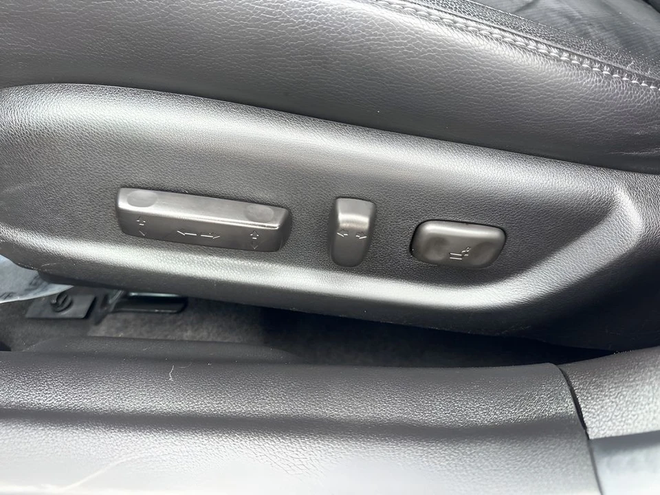 2022 Acura ILX - Image 10 of 12