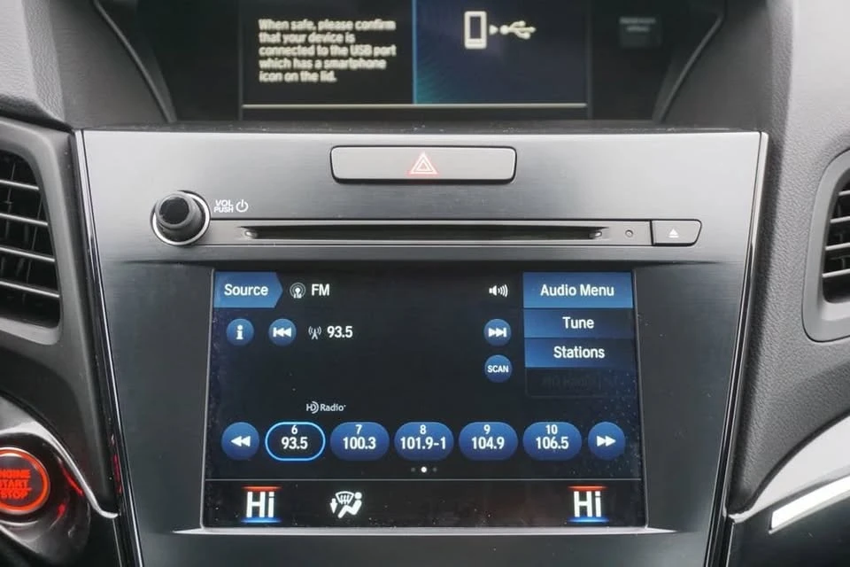 2022 Acura ILX - Image 13 of 20
