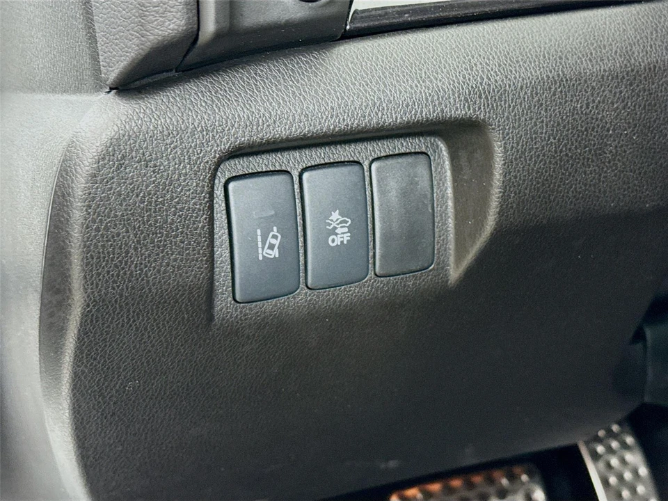 2022 Acura ILX - Image 7 of 21