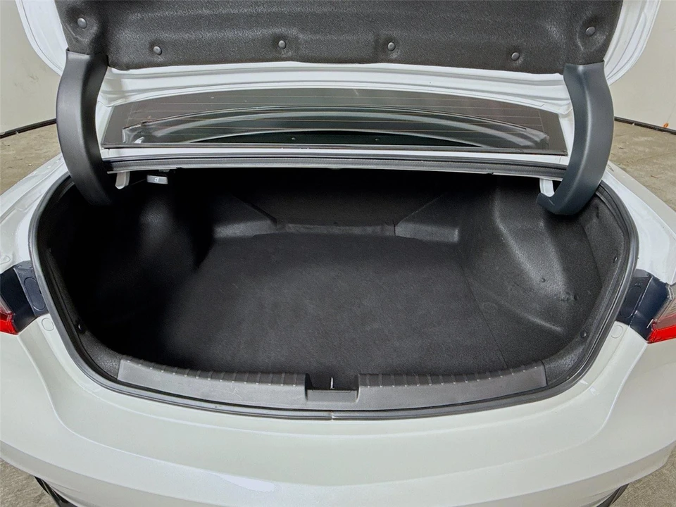 2022 Acura ILX - Image 19 of 21