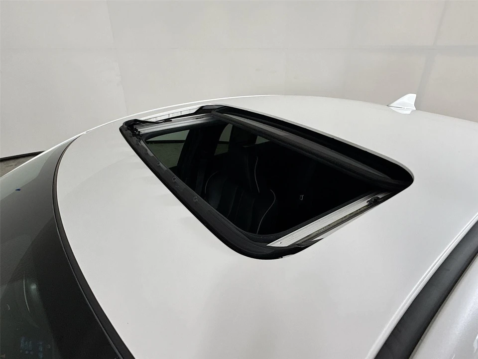 2022 Acura ILX - Image 16 of 21