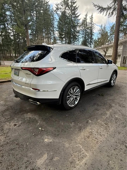 2022 Acura MDX 4th Gen - Image 2 of 9