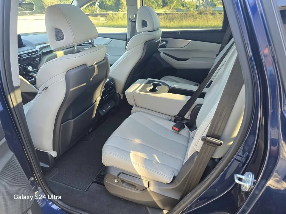 2022 Acura MDX 4th Gen - Image 9 of 15