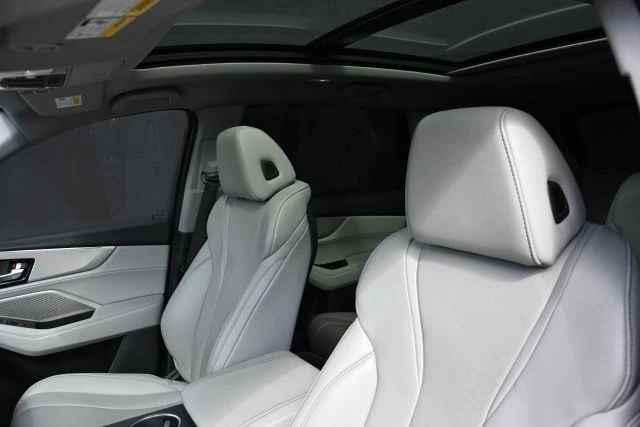 2022 Acura MDX 4th Gen - Image 16 of 21