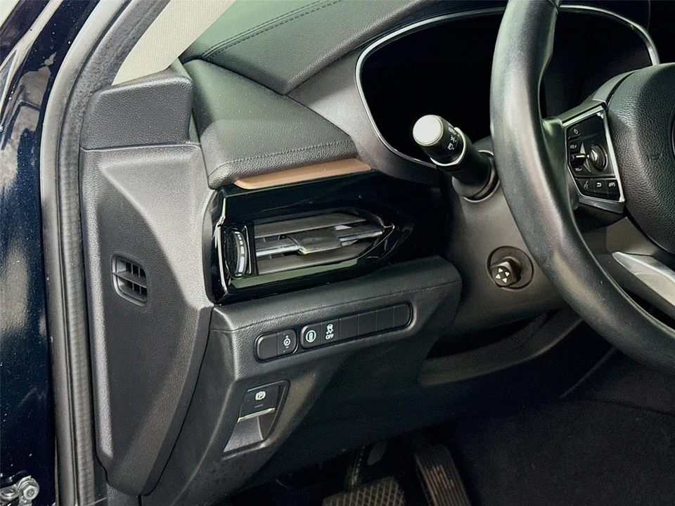 2022 Acura MDX 4th Gen - Image 7 of 13