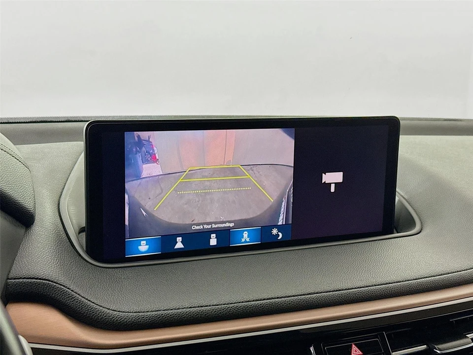 2022 Acura MDX 4th Gen - Image 13 of 21