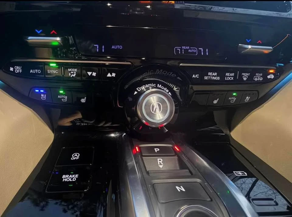 2022 Acura MDX 4th Gen - Image 14 of 21