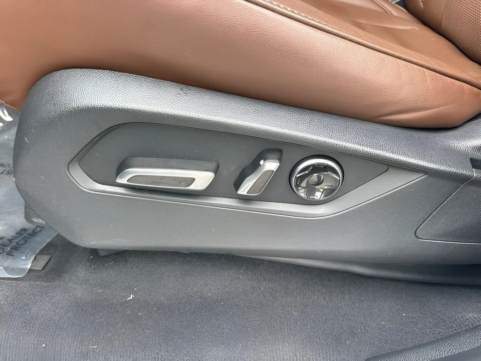 2022 Acura MDX 4th Gen - Image 9 of 12