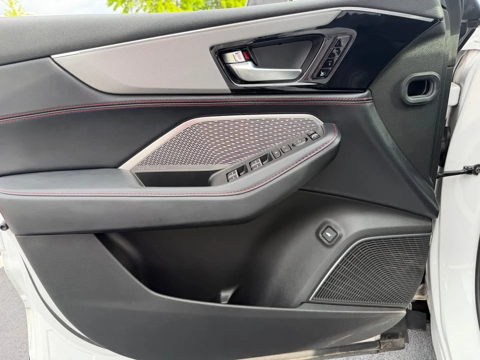 2022 Acura MDX 4th Gen - Image 12 of 20