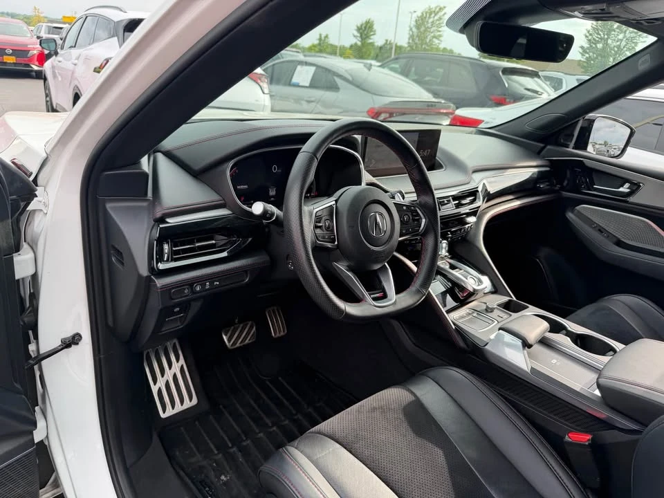2022 Acura MDX 4th Gen - Image 16 of 20