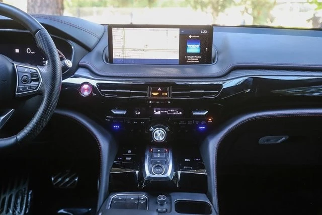 2022 Acura MDX 4th Gen - Image 11 of 21