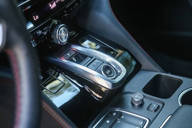2022 Acura MDX 4th Gen - Image 18 of 21