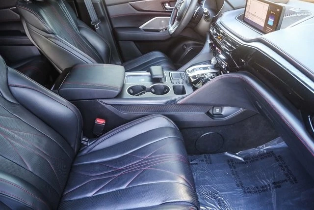 2022 Acura MDX 4th Gen - Image 15 of 21