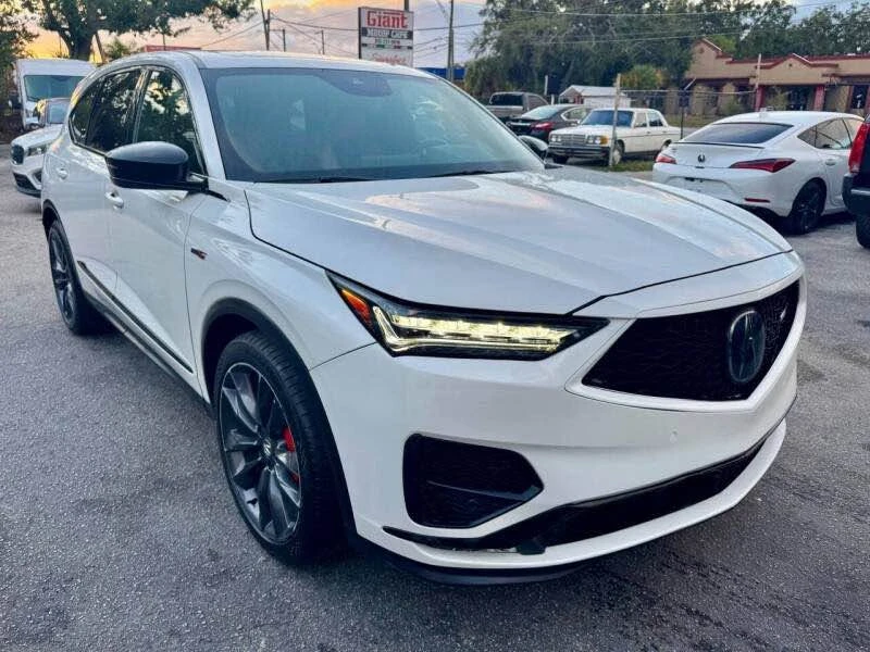 2022 Acura MDX 4th Gen - Image 9 of 16