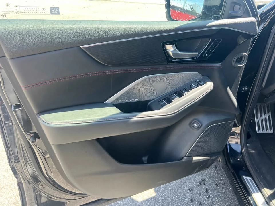 2022 Acura MDX 4th Gen - Image 12 of 15