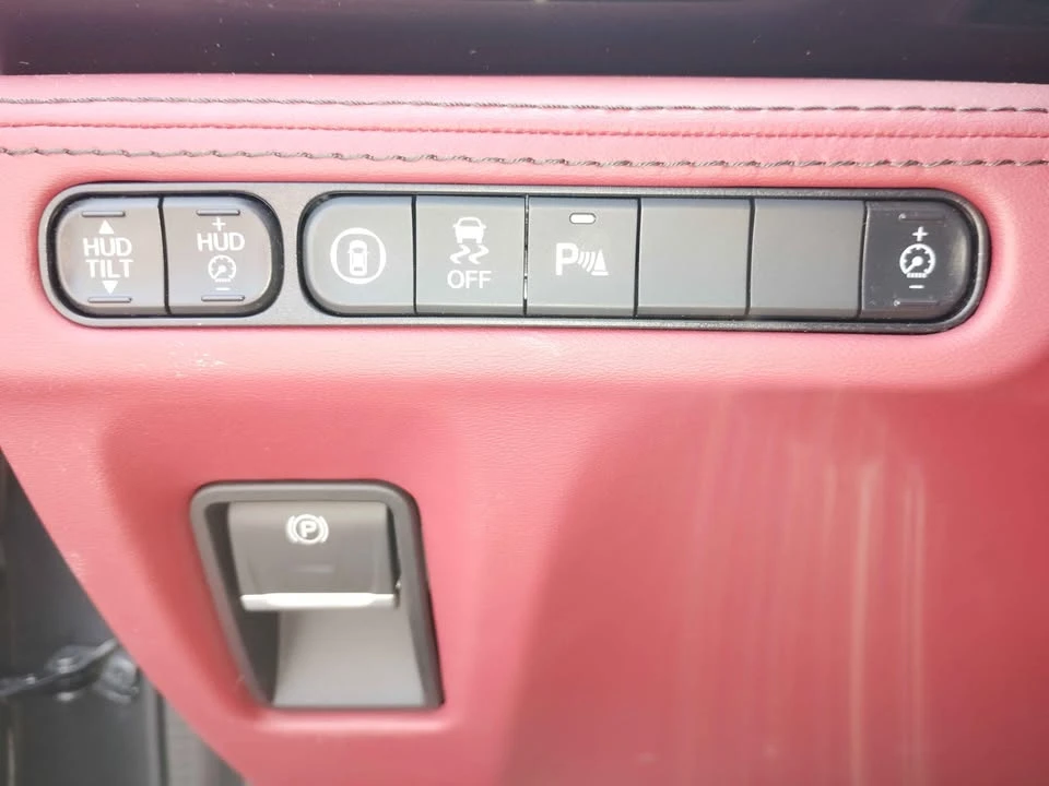 2022 Acura MDX 4th Gen - Image 11 of 18