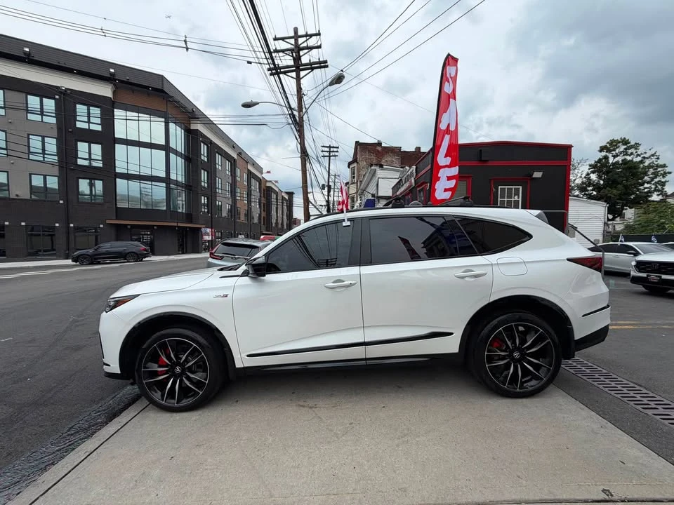 2022 Acura MDX 4th Gen - Image 5 of 10