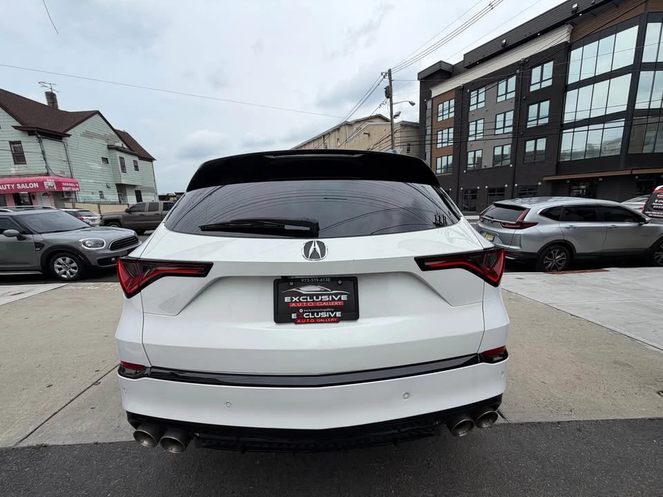 2022 Acura MDX 4th Gen - Image 4 of 10
