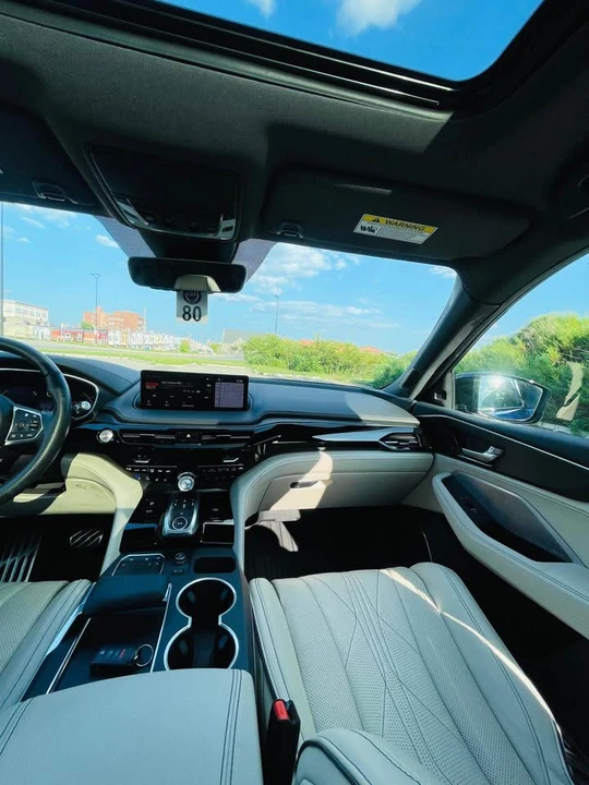 2022 Acura MDX 4th Gen - Image 11 of 17