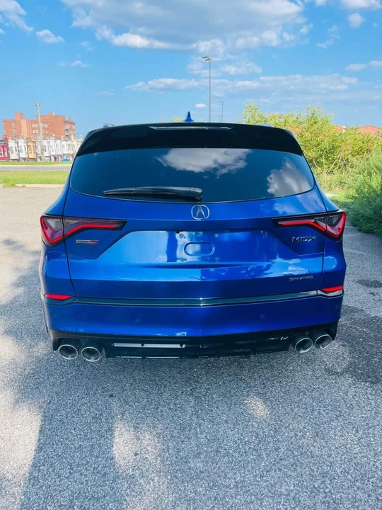 2022 Acura MDX 4th Gen - Image 8 of 17