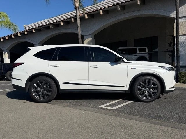 2022 Acura MDX 4th Gen - Image 9 of 21