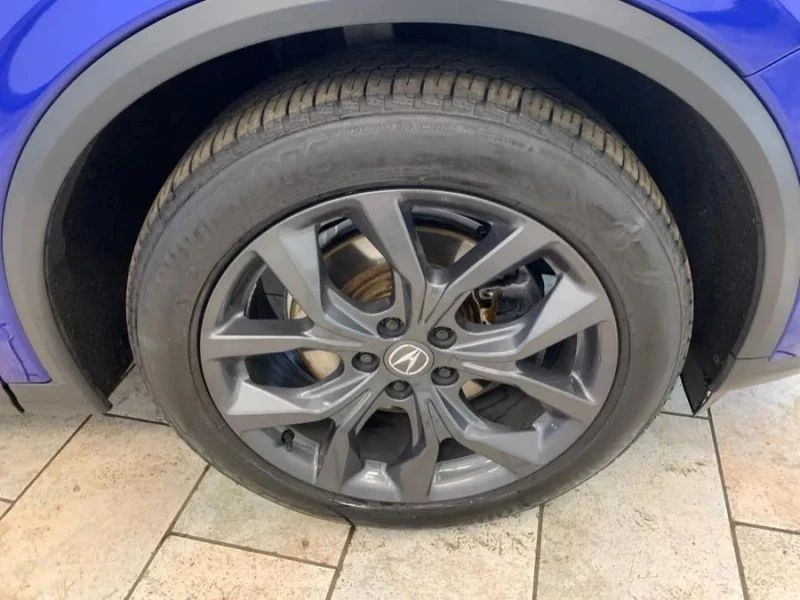 2022 Acura MDX 4th Gen - Image 9 of 12