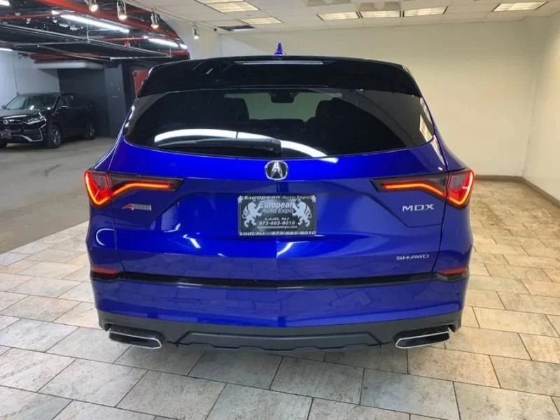 2022 Acura MDX 4th Gen - Image 8 of 12