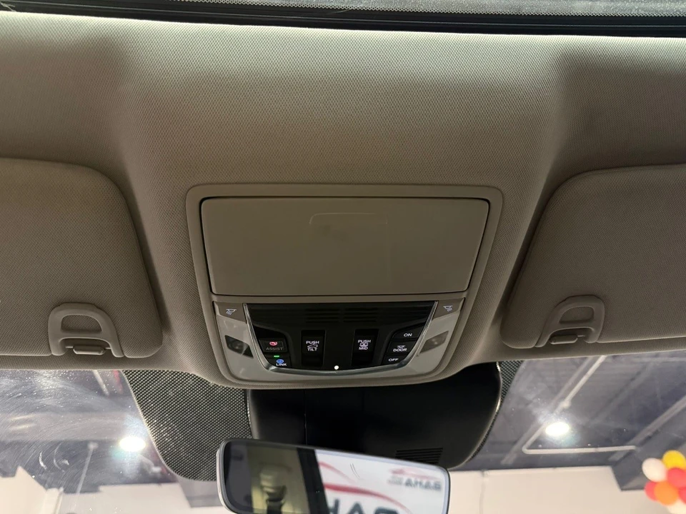 2022 Acura RDX 3rd Gen - Image 19 of 21