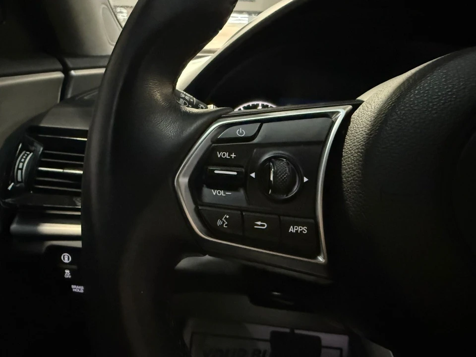2022 Acura RDX 3rd Gen - Image 12 of 21