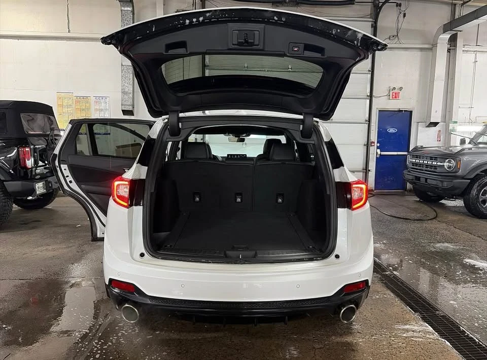 2022 Acura RDX 3rd Gen - Image 10 of 11
