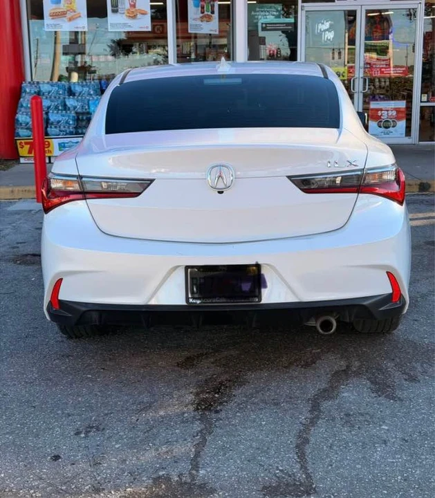 2022 Acura ILX - Image 4 of 8