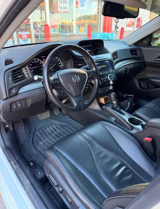 2022 Acura ILX - Image 5 of 8