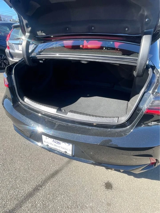 2022 Acura ILX - Image 16 of 19