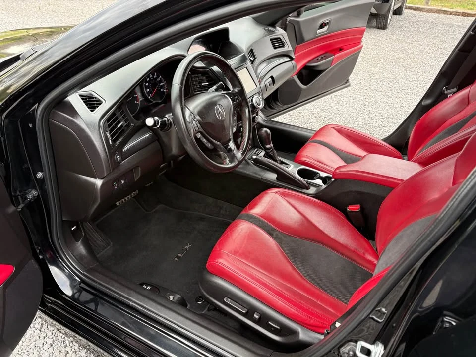 2022 Acura ILX - Image 8 of 17