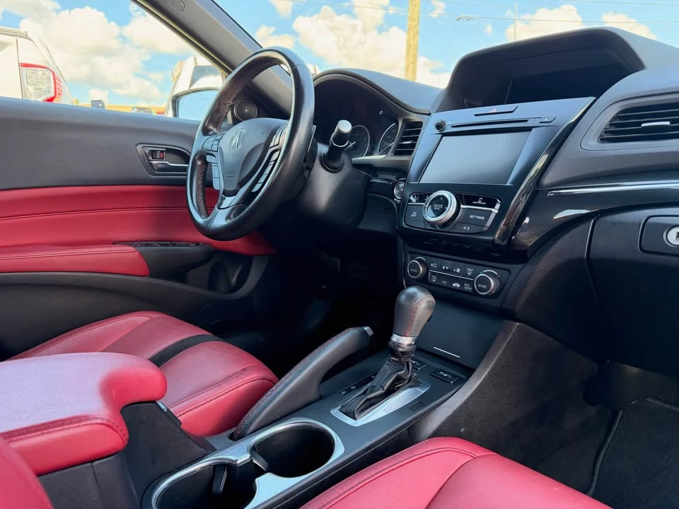 2022 Acura ILX - Image 15 of 18