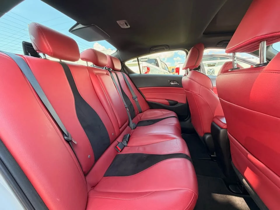 2022 Acura ILX - Image 8 of 18