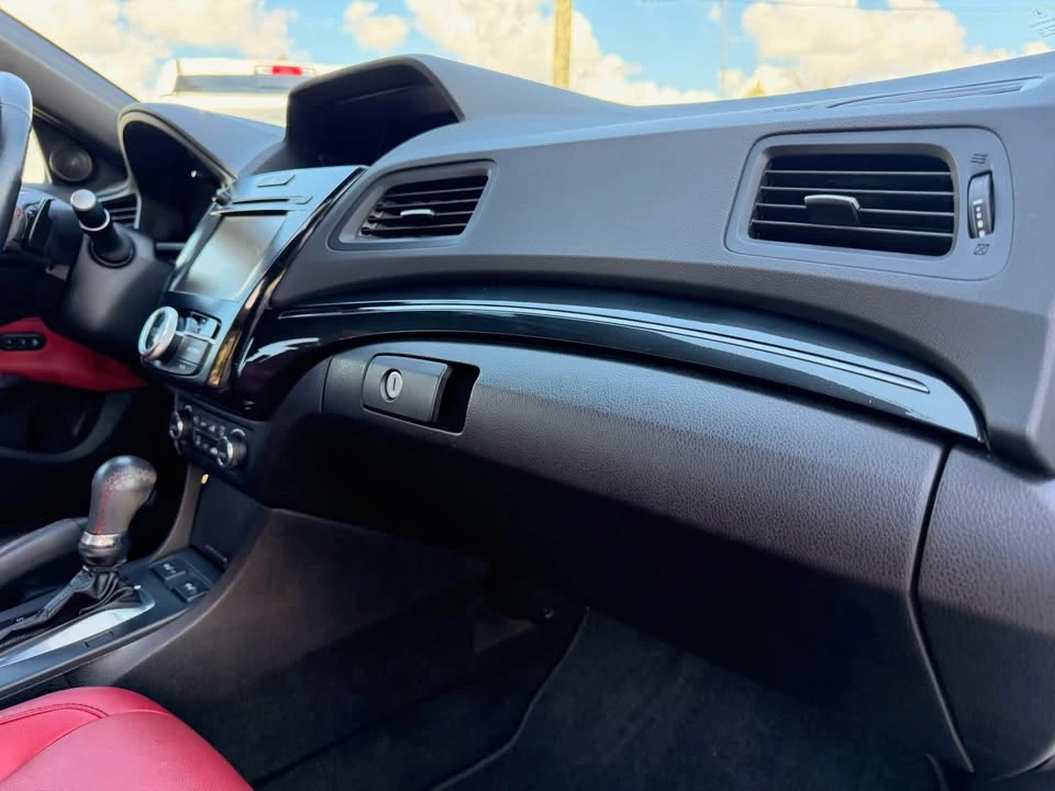2022 Acura ILX - Image 16 of 18