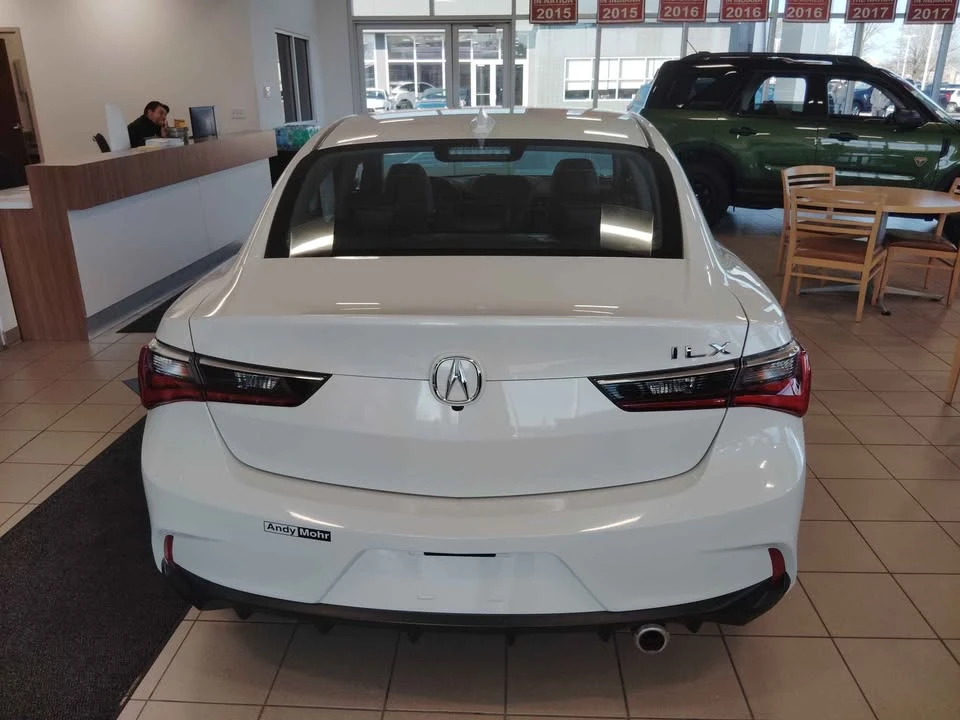 2022 Acura ILX - Image 6 of 17