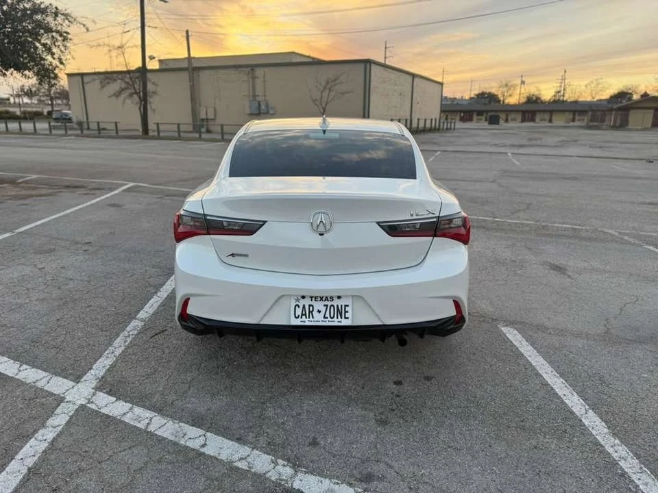 2022 Acura ILX - Image 5 of 19