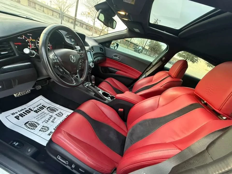 2022 Acura ILX - Image 10 of 20