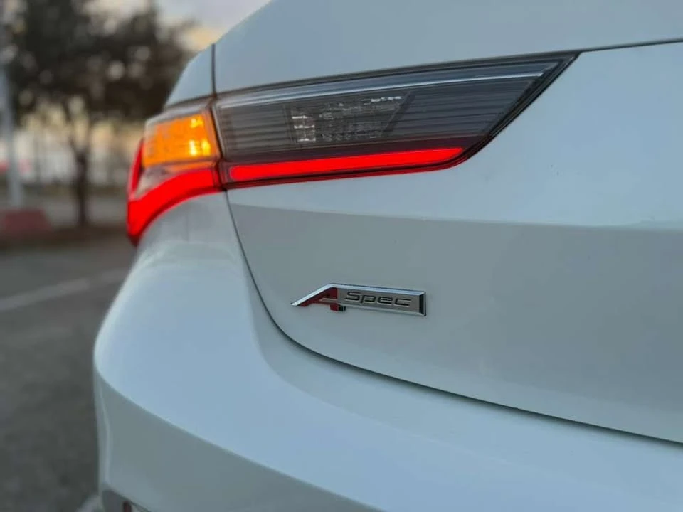 2022 Acura ILX - Image 7 of 20